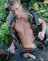 fetichismo gay porno soldados